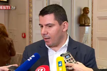 Grmoja: 'Nema to veze s kumstvom, Bukmira  sam ja htio u Hrvatskim vodama, a ne Petrov'