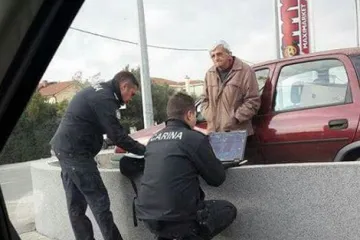 Djedici iz Rudina kojem su carinici 'ukrali Božić' mnogi žele pomoći