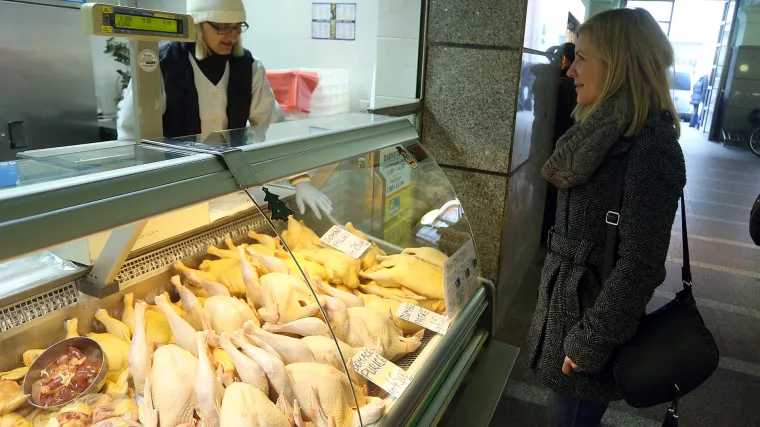 Mali mesari trpe &scaron;tetu zbog akcije ministra Tolu&scaron;ića: tvrde da im je promet pao za 50 posto!