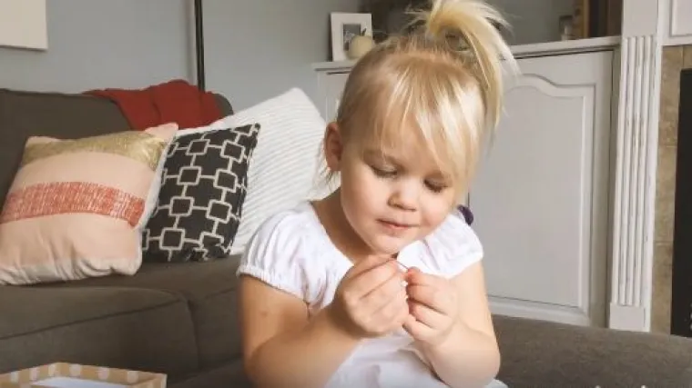 Ova djevojčica podsjetit će vas &scaron;to je važno u životu i kako izgleda sreća