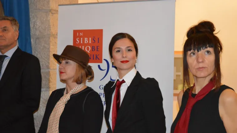 &Scaron;ibenčanke prikupile 950 kravata za izložbu povodom 950 godina &Scaron;ibenika