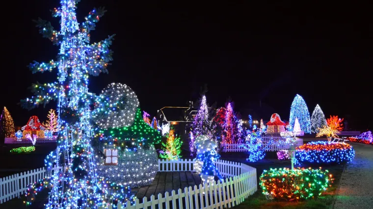 Božićna priča Salajevih na manjem imanju zbog poslovnih nesuglasica vlasnika i sina