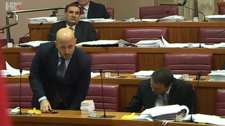 'Zaista je bilo dramatično. Bauk se upla&scaron;io da su to njegovi novci...'