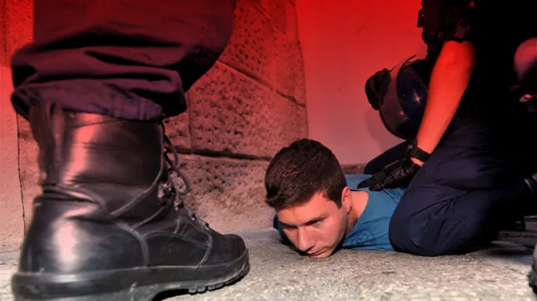 Pernar htio silom ući u Kino Europu, ali nije imao pozivnicu