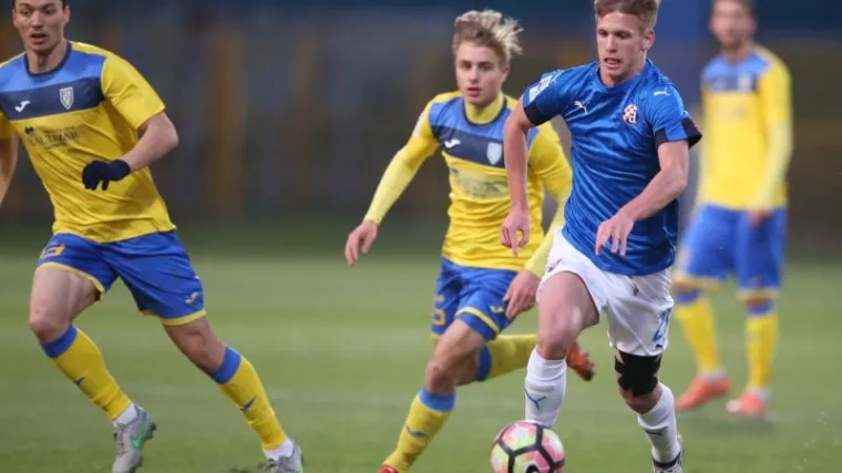 Petev krenuo u bitku s klincima, Dinamo izborio polufinale