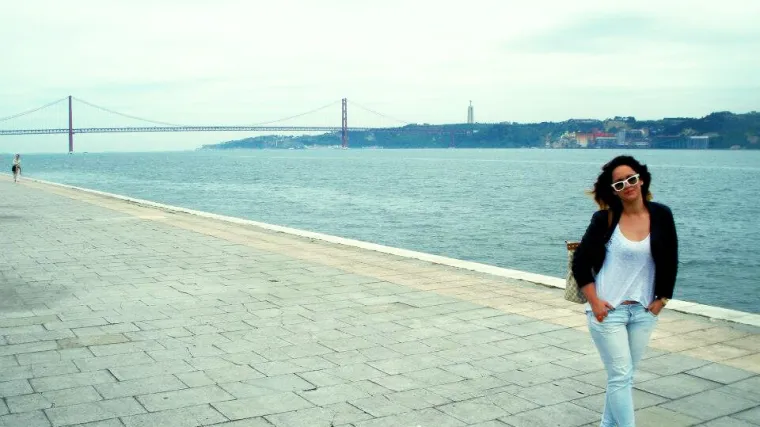 Zemlja iskrenih osmijeha i tužnih pjesama