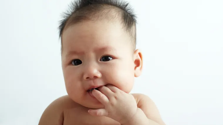 'Tempirana bomba': Kina bi mogla ponovno ublažiti ograničenja za rađanje djece