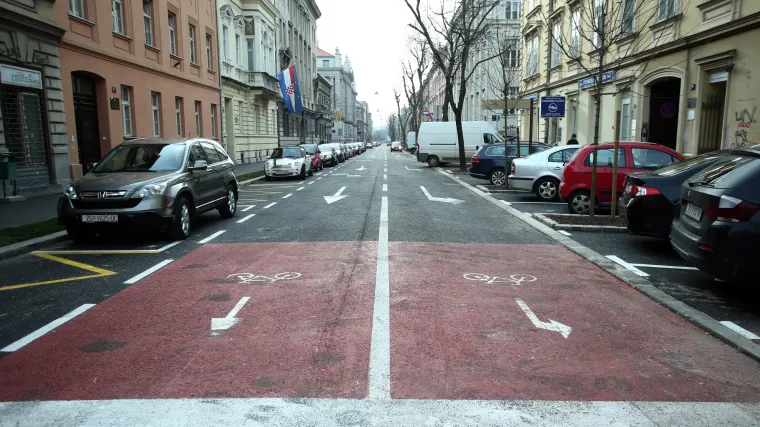 Gajeva je prva prometnica u Zagrebu gdje biciklisti ravnopravno dijele prostor s vozilima