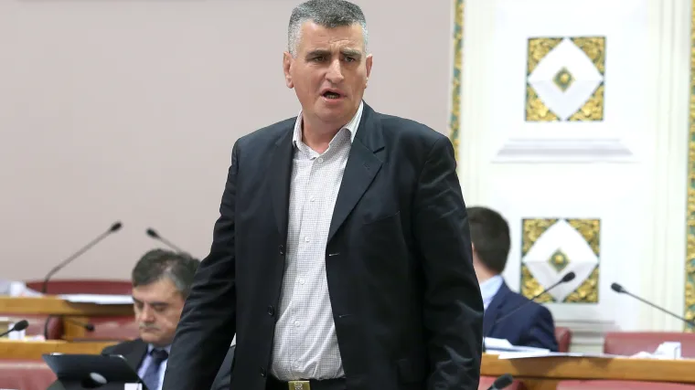 Miro Bulj: 'Optužnica je potvrđena, pozivamo Damira Vrbanovića da odstupi sa svoje dužnosti!'
