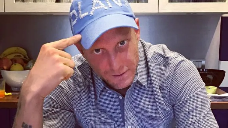 Razmaženi nasljednik Fiatovog carstva: lagao da je otet kako bi se mogao nastaviti drogirati s muškom prostitutkom