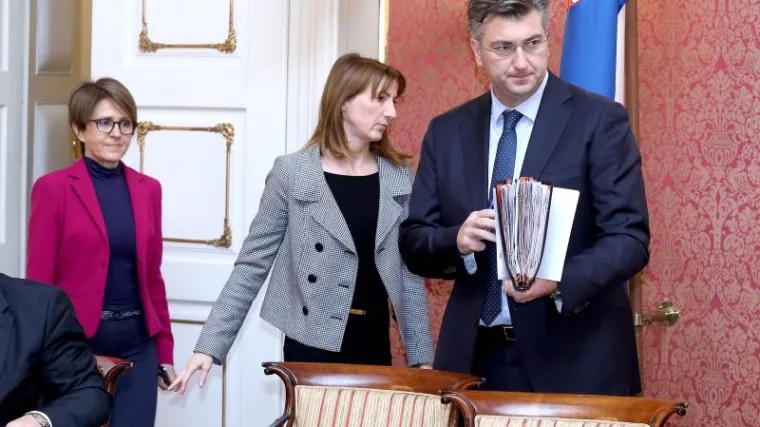 Sastančili 4 sata, a sindikat im odgovara - 'Takvo rje&scaron;enje je neprihvatljivo'