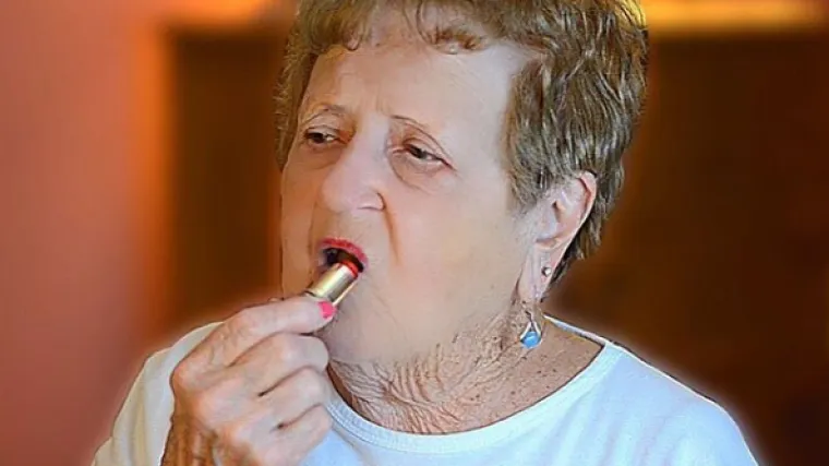 Bakicu Lill na Instagramu prati preko pola milijuna ljudi: Simpatična blogerica objavljuje presmije&scaron;ne make-up tutorijale