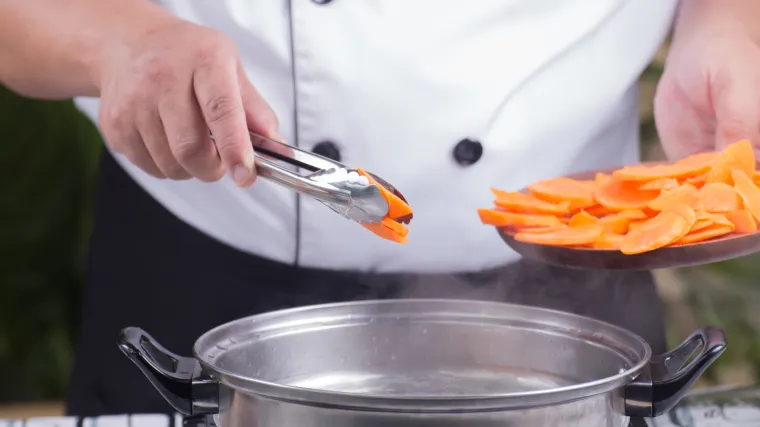 Erdoganov savjetnik: strani chefovi koji putuju Turskom su &scaron;pijuni!