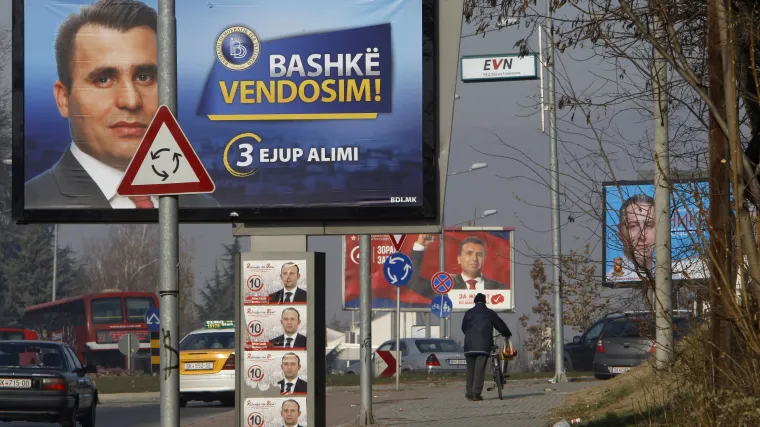 Dan izborne &scaron;utnje: dva kandidata obilježena aferama bore se za vlast u Makedoniji