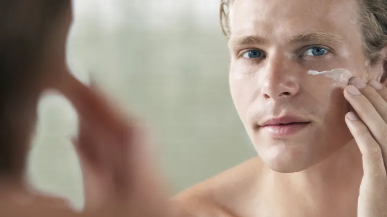 Mu&scaron;karci na kozmetiku tro&scaron;e vi&scaron;e novca nego žene