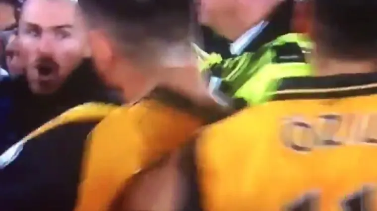 Na poluvremenu utakmice sukobili se igrači Evertona i Arsenala