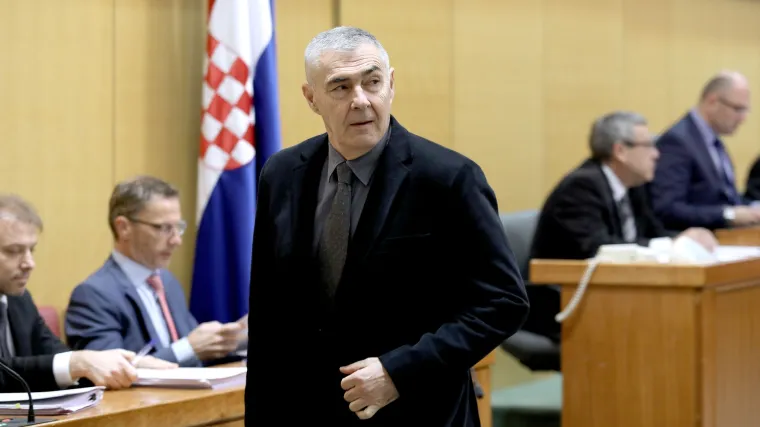 Većina zastupnika odbacila zahtjev MOST-a, Glasnović poludio zbog Pernara i Bunjca: sutra odluka o proračunu