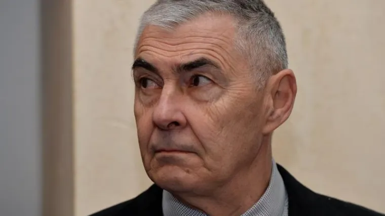 Glasnović pukao pa prostački iznapadao kolege