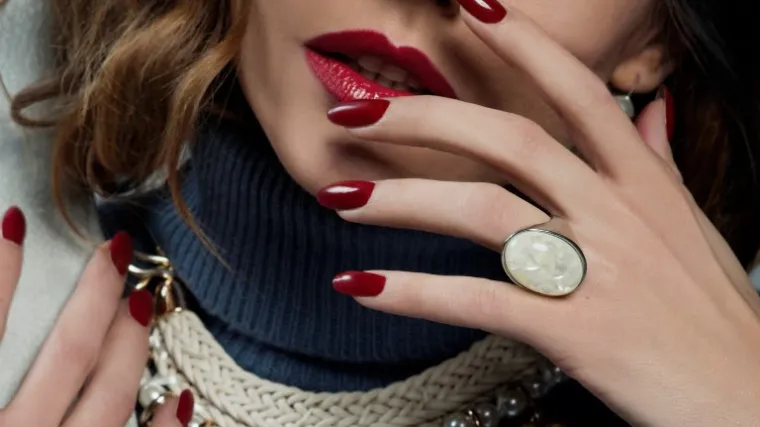 U novoj kampanji Accessoiresa voditeljica Antonija Stupar Jurkin izgleda senzacionalno (a i nakit je odličan)