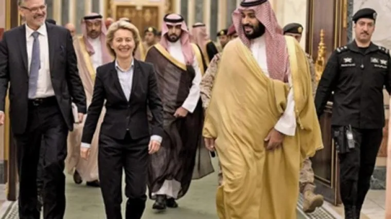 'Ne nosim abaju, nosim hlače'