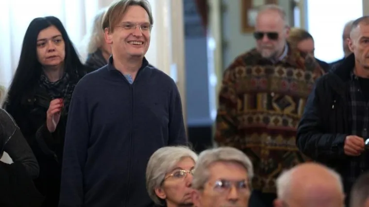 Gužva na osnivačkoj skupštini Nove ljevice