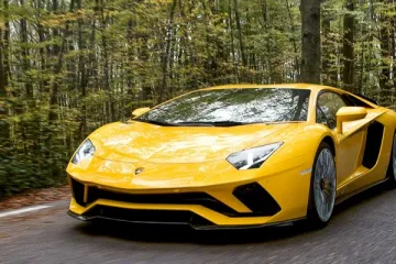 RAZJARENI BIK: Ovo je Lamborghini Aventador S Coupé
