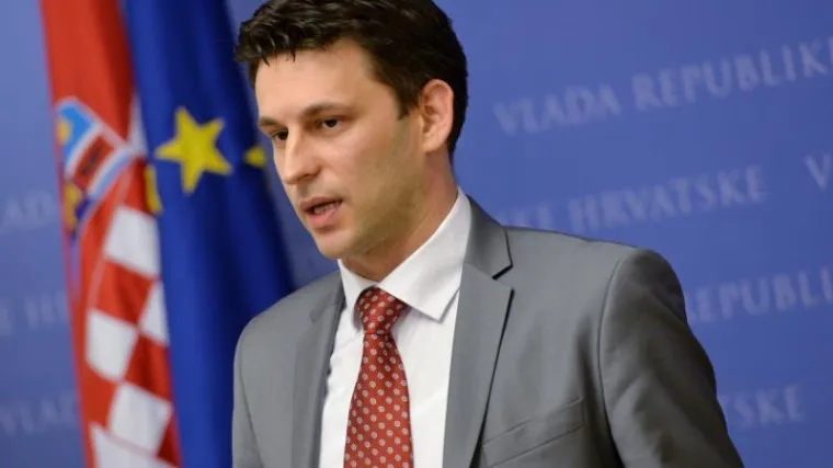 Petrov uputio sućut predsjednicima gornjeg i donjeg doma ruskog parlamenta zbog ubijenog veleposlanika