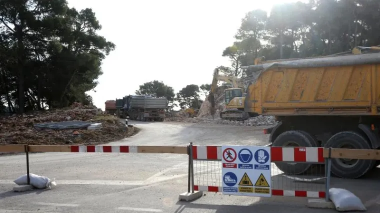 Eksplozija u &Scaron;ibeniku: rovokopač aktivirao zaostalu minu na gradili&scaron;tu Čvora Meterize