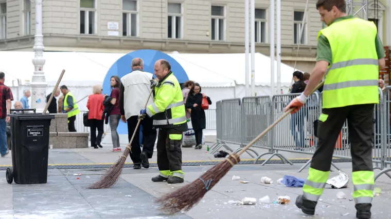 Predstavnici sindikata: 'Grad i Holding ne vode računa o Čistoći, zapo&scaron;ljavaju se rođaci na nepotrebnim funkcijama'