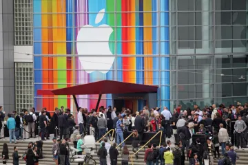 Apple kažnjen jer radnicima u svojim trgovinama nije omogućio pauzu za ručak