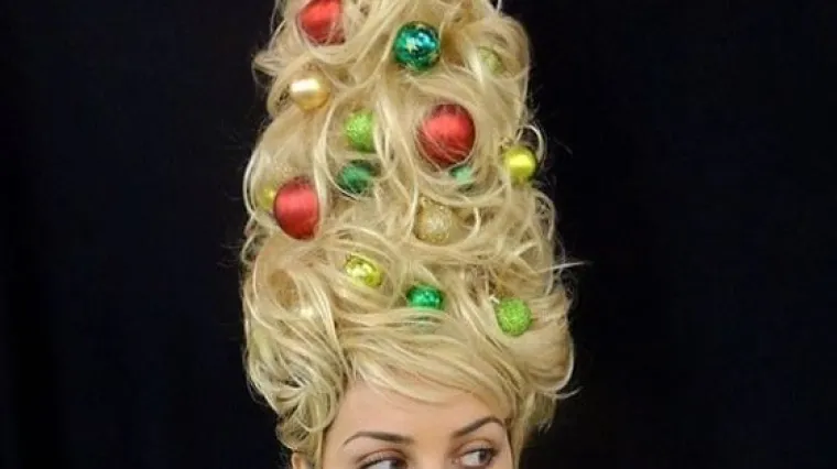 Zamjena za bor? Božićne frizure s Instagrama dosegle su sasvim novu razinu