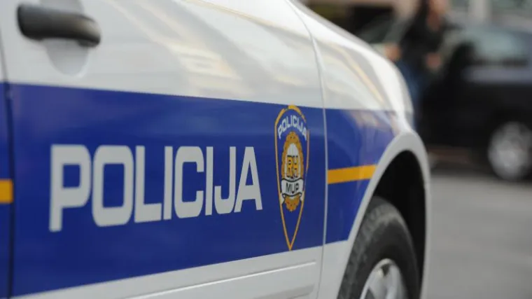 'Policajac mu ukrao Božić': umjesto drva za ogrjev božićnicom će platiti kaznu za minorni prekr&scaron;aj