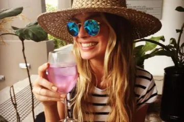 Glumica je na svom vjenčanju gostima poslužila pizzu i meso s roštilja, a pogledajte tek kakav je bio desert