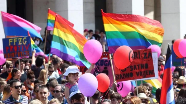 Zagreb Prideu uskraćena potpora Ministarstva kulture: 'Iz aviona je vidljivo da je to posljedica Hasanbegovićeva ideolo&scaron;kog kadroviranja'