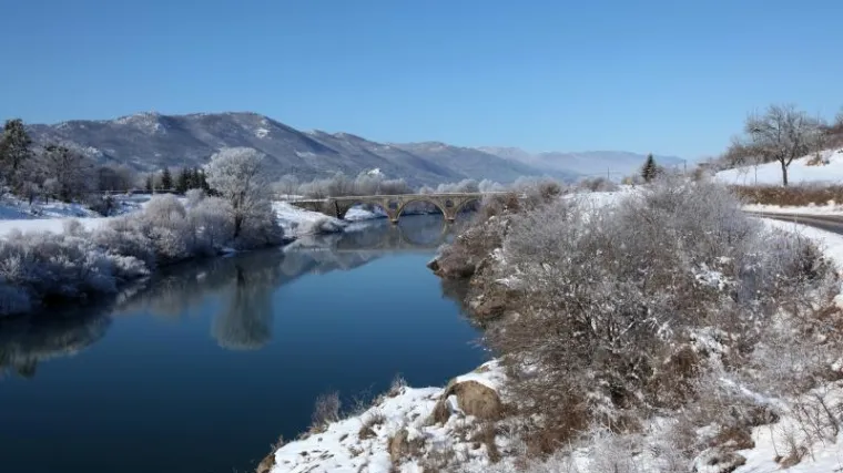 U rijeci pronađen automobil, a na obali mrtvo tijelo 43-godi&scaron;njaka