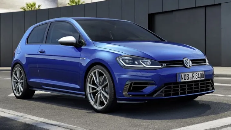 Brutalnih 310 KS strelovito vuku, ali ima to i svoju cijenu