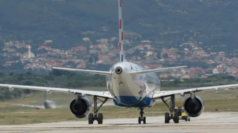 Posada u zraku primijetila napuknuće, avion morao sletjeti u M&uuml;nchen