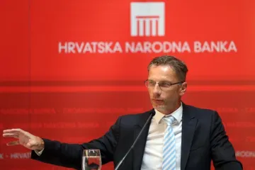 Guverner HNB-a predviđa da će uskoro početi rasti kamate i na kredite u eurima