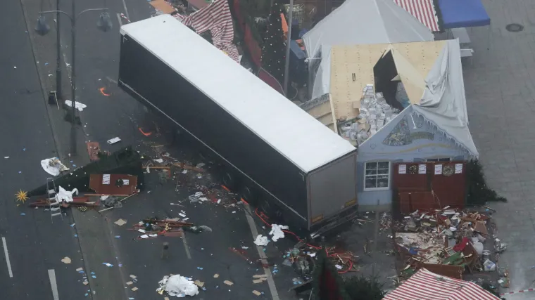 Vozač kamiona kori&scaron;tenog u napadu u Berlinu, ubijen nekoliko sati ranije