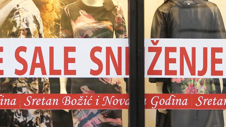 Ove godine ne&scaron;to ranije: nakon udarnog potro&scaron;ačkog tjedna počela zimska sezonska sniženja