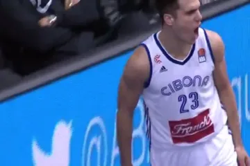 Bez Žižića sramotno lo&scaron;i, vrijedi vidjeti tek blokadu Nika Slavice