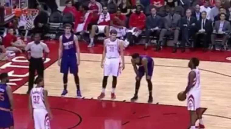 Debitant slobodnim bacanjima iznenadio svijet