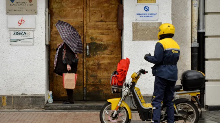 Prekinuti kolektivni pregovori u Hrvatskoj po&scaron;ti: sindikati pripremaju &scaron;trajk