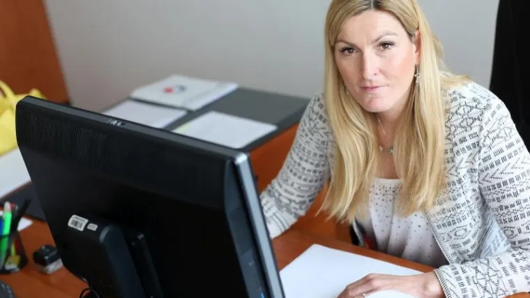 Njihovim iznajmljivanjem zaradi vi&scaron;e nego kao državna tajnica