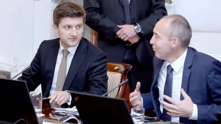 Krstičević: 'Hrvatskoj je potrebno borbeno zrakoplovstvo'; Marić: 'Ne moramo žuriti s nabavom novih aviona'