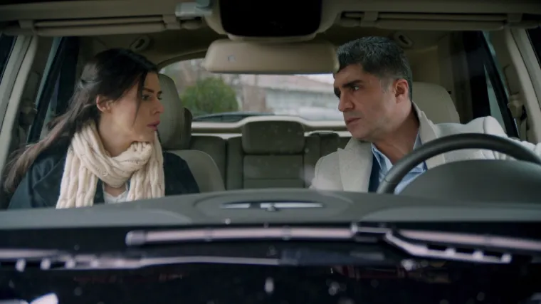 Zbog Defninog ultimatuma Kahraman treba donijeti važnu odluku (Sudbina)