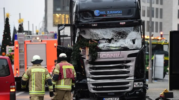 'Zamijenit ćemo vatromete pojasevima s eksplozivom'