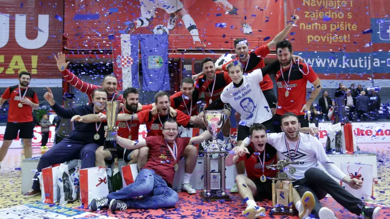 Pobjednik 46. izdanja turnira Kutija &scaron;ibica: slavila momčad Pizzerije Stari Zagreb - Borongaj Lugovi