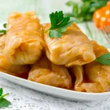 Prona&scaron;li smo recept za najbolju sarmu bogatog okusa i savr&scaron;ene teksture. Donosimo zanimljiv trik