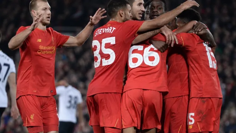 Liverpool u derbiju dobio City i krenuo u lov na Chelsea